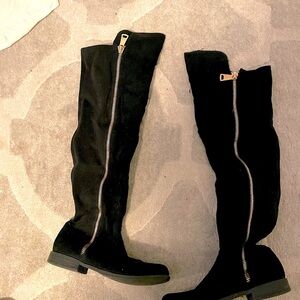 Knee high gold colored zipper size 9